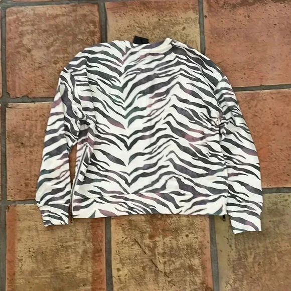 💎HP ✨ RAILS Marlo Animal Zebra Print Side Zippers Sweatshirt Size XS Ivory NWT - Picture 11 of 11